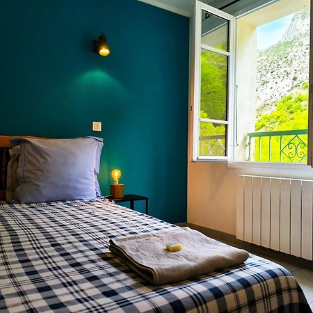 Auberge De Calendal Hotel Aiglun  Kültér fotó