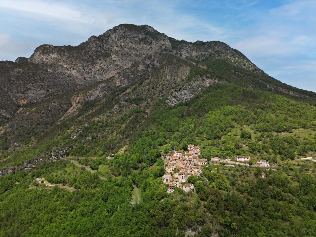 Auberge De Calendal Hotel Aiglun  Kültér fotó