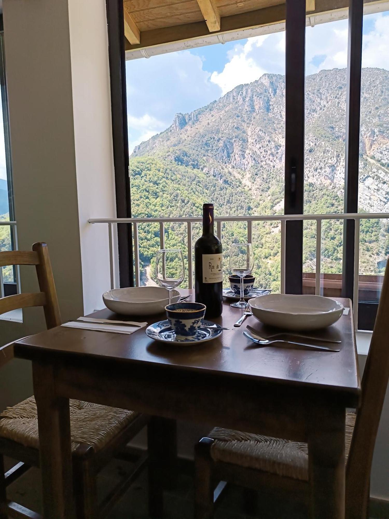 Auberge De Calendal Hotel Aiglun  Kültér fotó